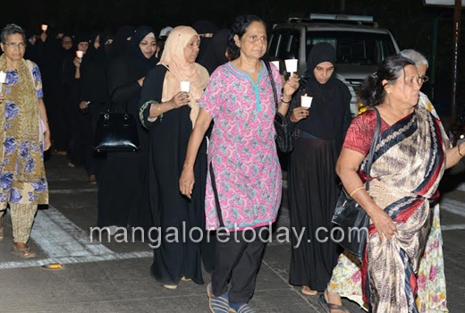candles in hundreds for victim of Ullal sex attack 1